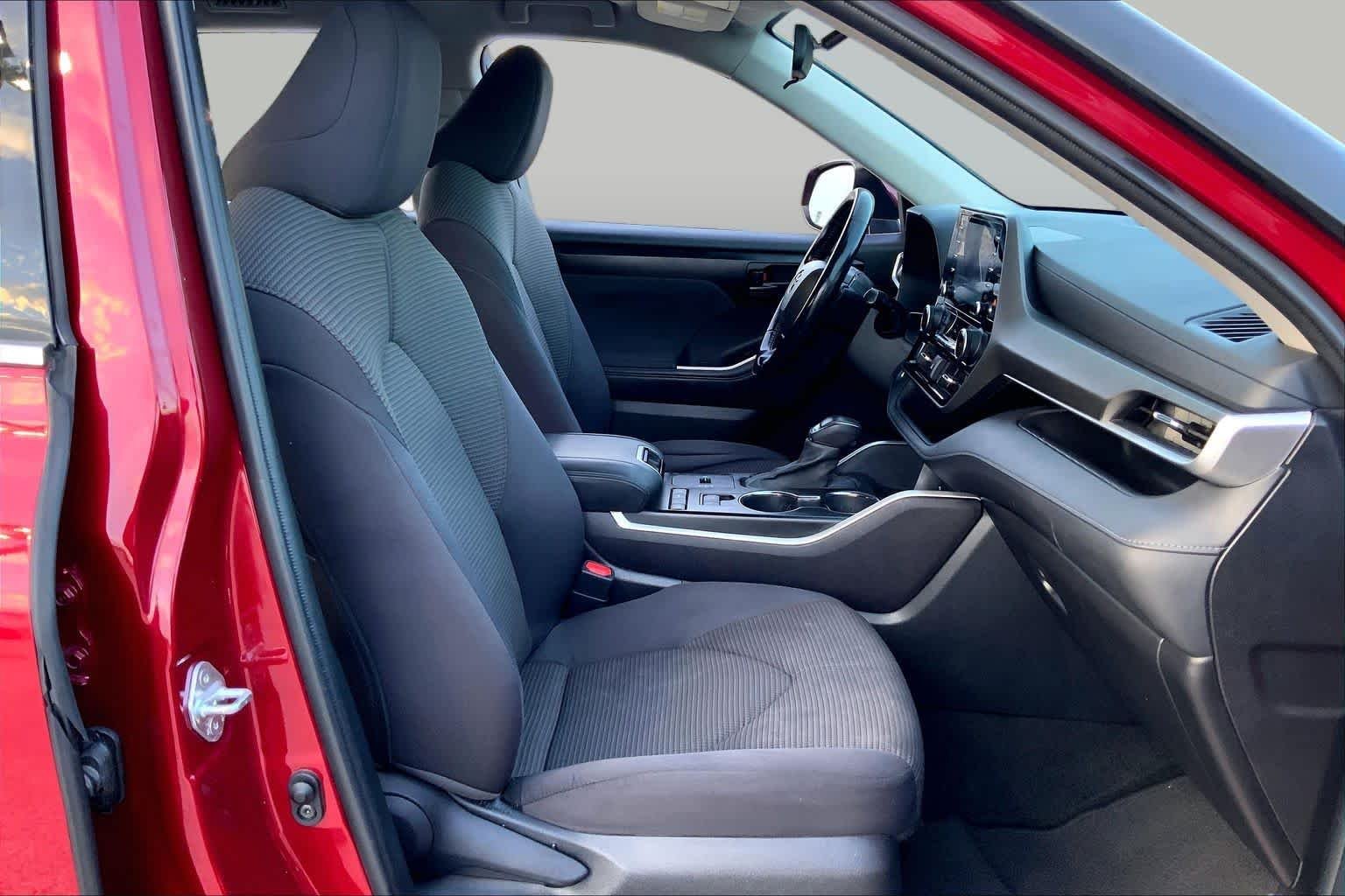 Used 2022 Ruby Flare Pearl Toyota LE image 9