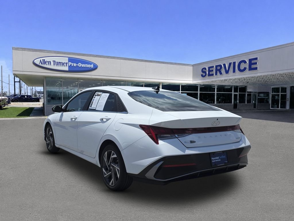 2024 Hyundai Elantra Limited - Photo 7