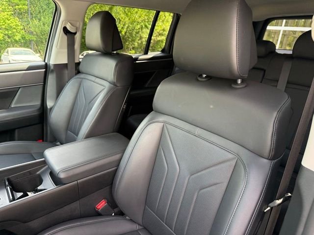 Used 2026 White Hyundai SEL image 14