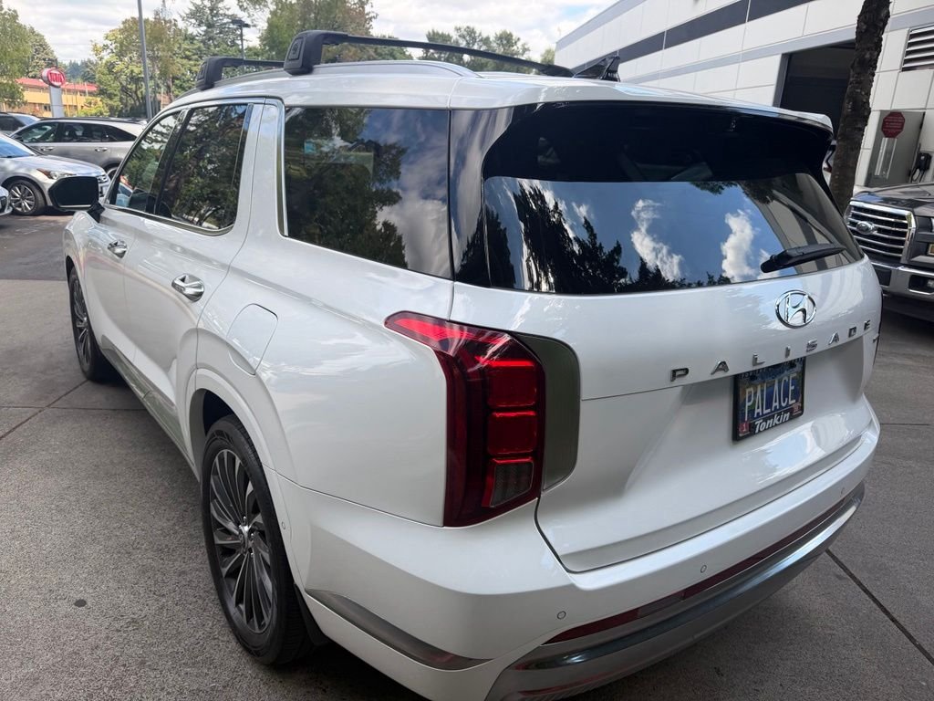 Used 2024 Hyper White Hyundai Calligraphy image 6