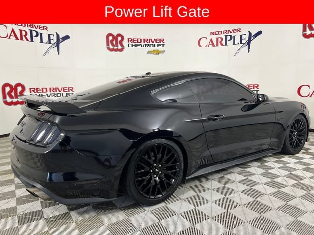 Used 2018 Black Ford GT image 9