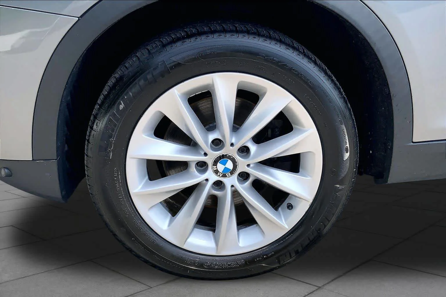 Used 2016 Space Gray Metallic BMW xDrive28i image 11