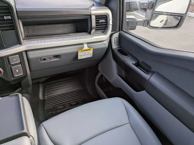 New 2027 Oxford White Ford F-350® XL image 16