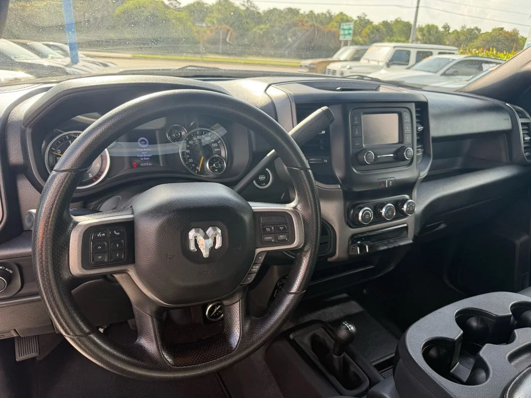 Used 2022  Ram Tradesman Crew Cab 4x4 8