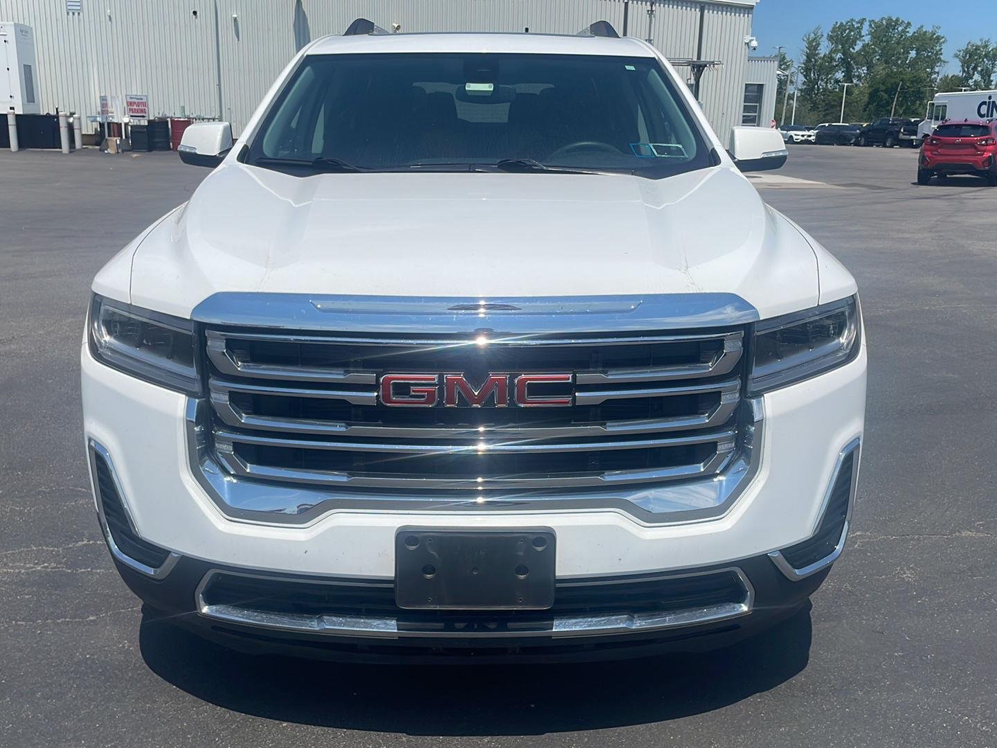 Used 2023 Summit White GMC SLE image 10