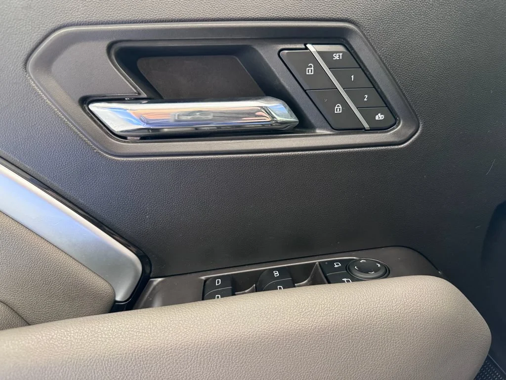 2025 Chevrolet Colorado ZR2 - Photo 27