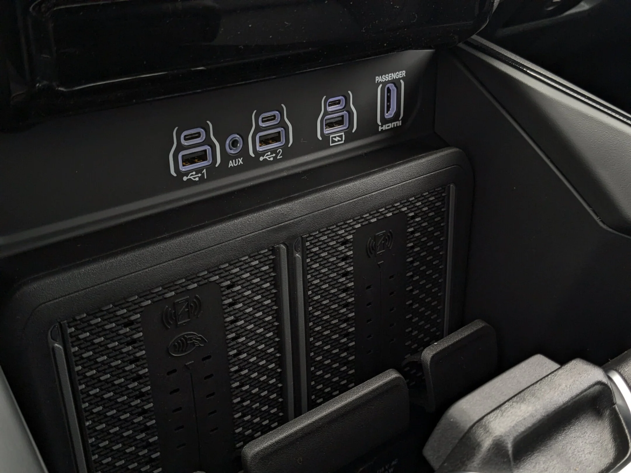 New 2026 White RAM Sport - - Night Edition - Level 1 Grp - Pano Sunroof - Harman/Kardon Audio & More! image 29