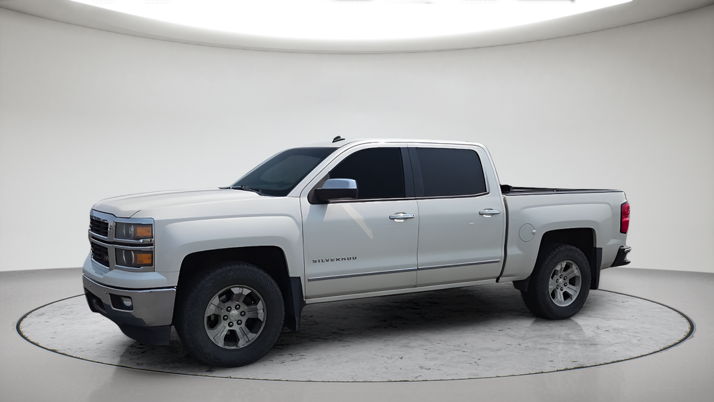 Used 2014 White Chevrolet LTZ image 16