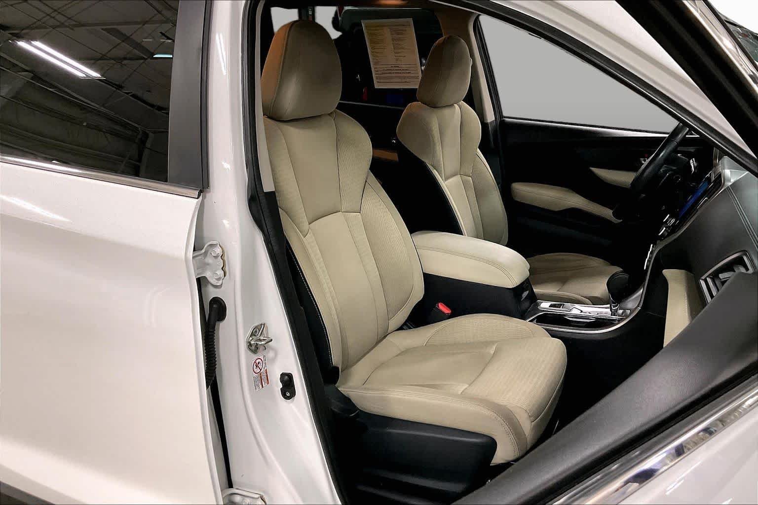 Used 2019 Crystal White Pearl Subaru Premium image 9