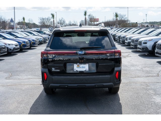 New 2026 CRYSTAL BLACK SILICA Subaru Premium image 4