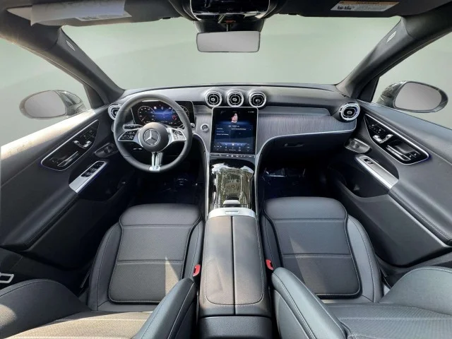 2026 Mercedes-Benz GLC Base - Photo 17