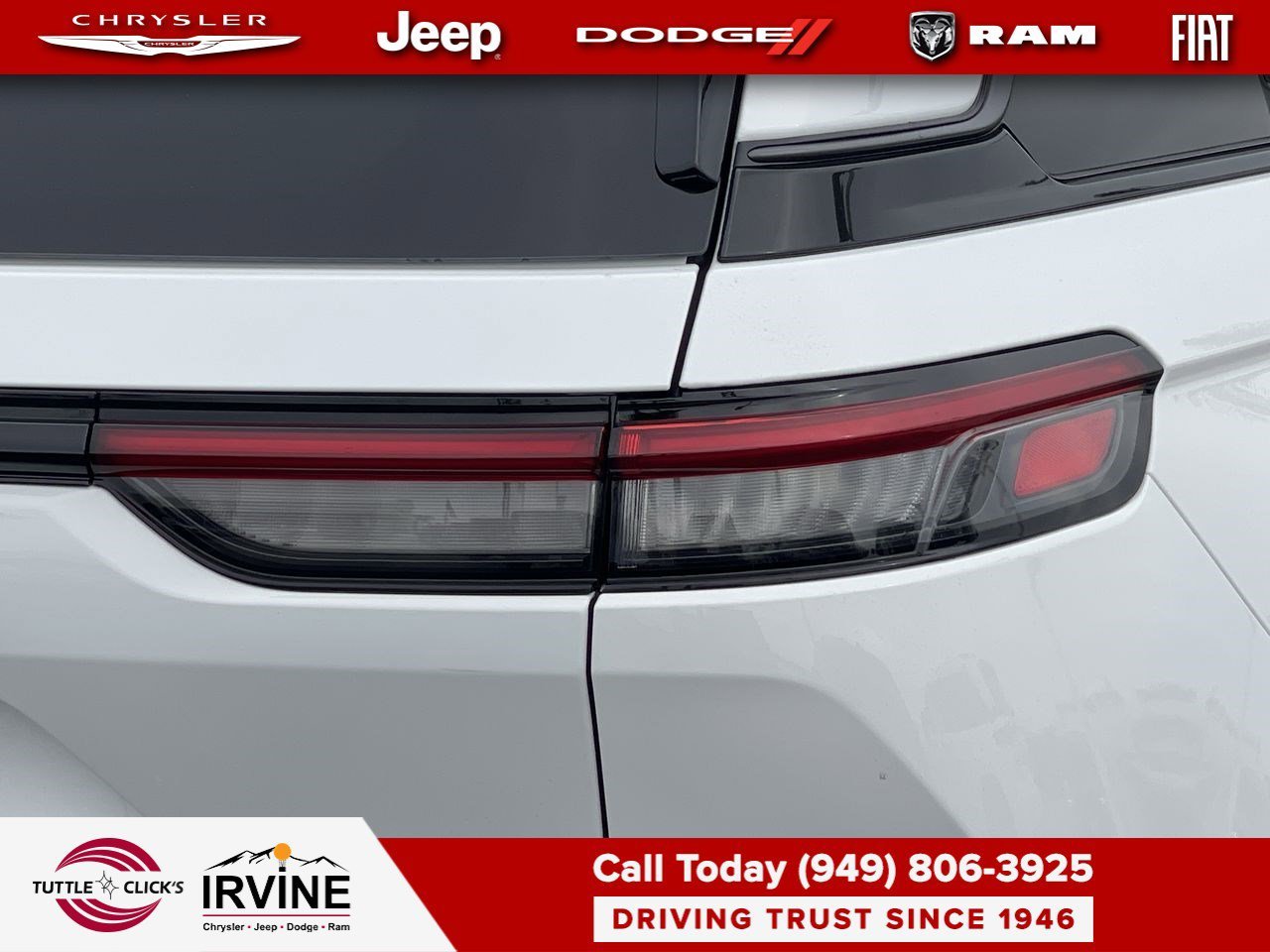 Used 2026 Bright White Clearcoat Jeep Laredo Altitude image 9