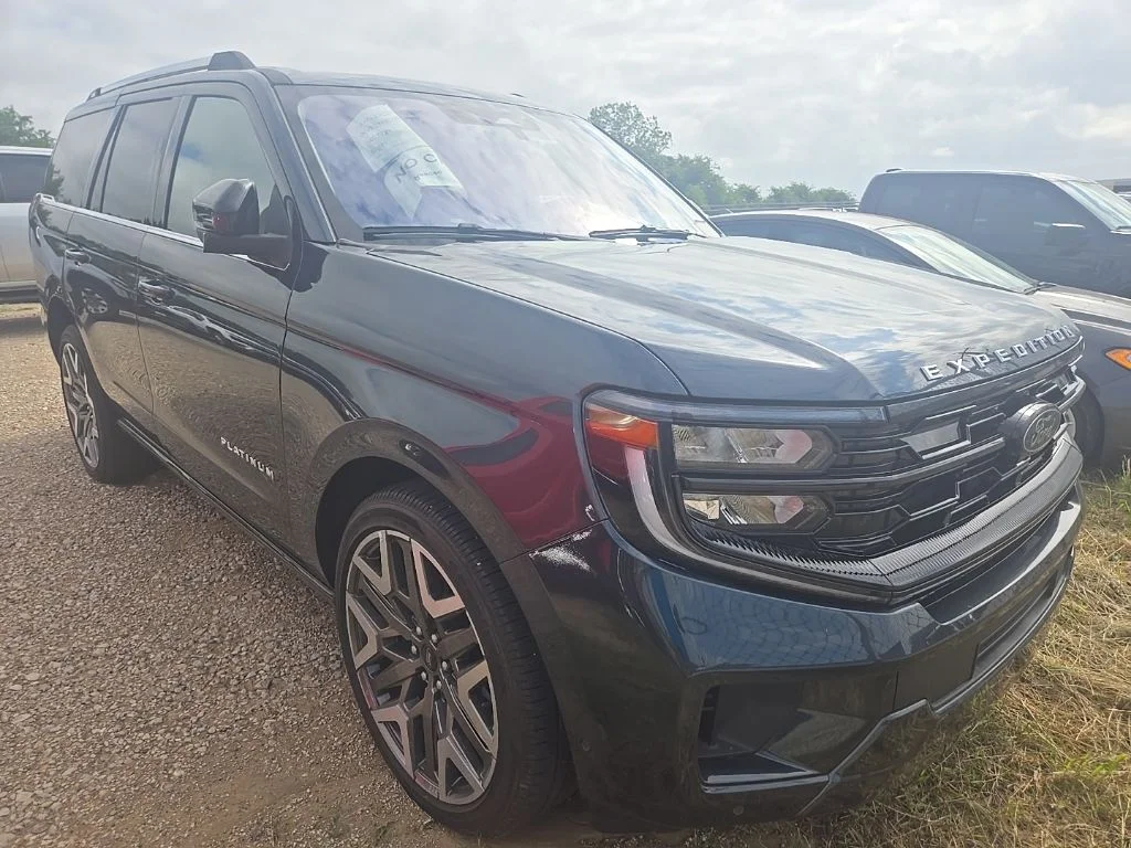 Used 2025 Blue Ford Platinum image 4