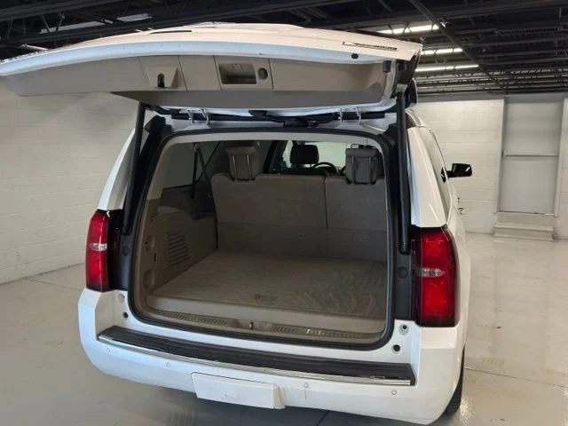 Used 2018 Beige Chevrolet Premier image 9