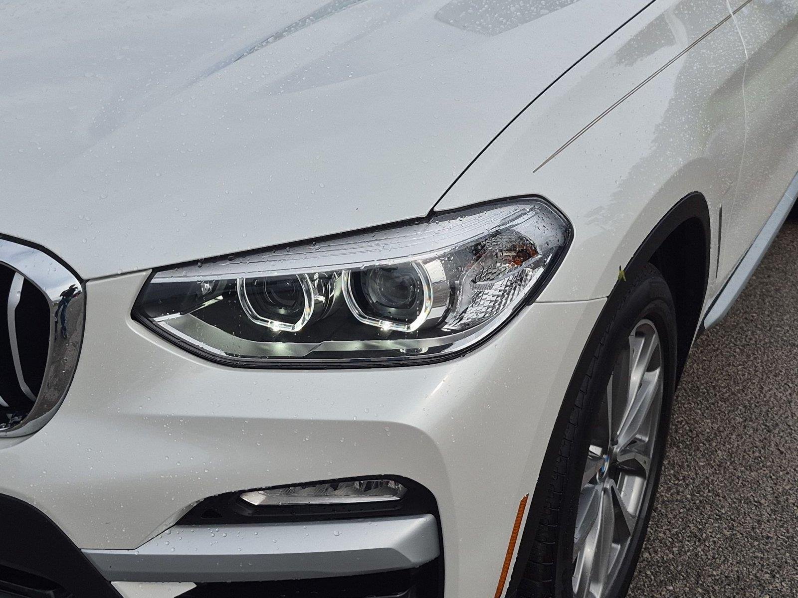 Used 2019 Mineral White Metallic BMW xDrive30i image 9