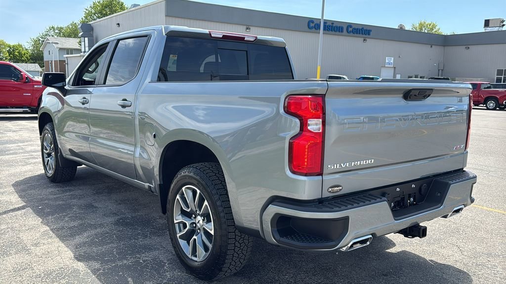 New 2026 Sterling Gray Metallic Chevrolet RST image 9