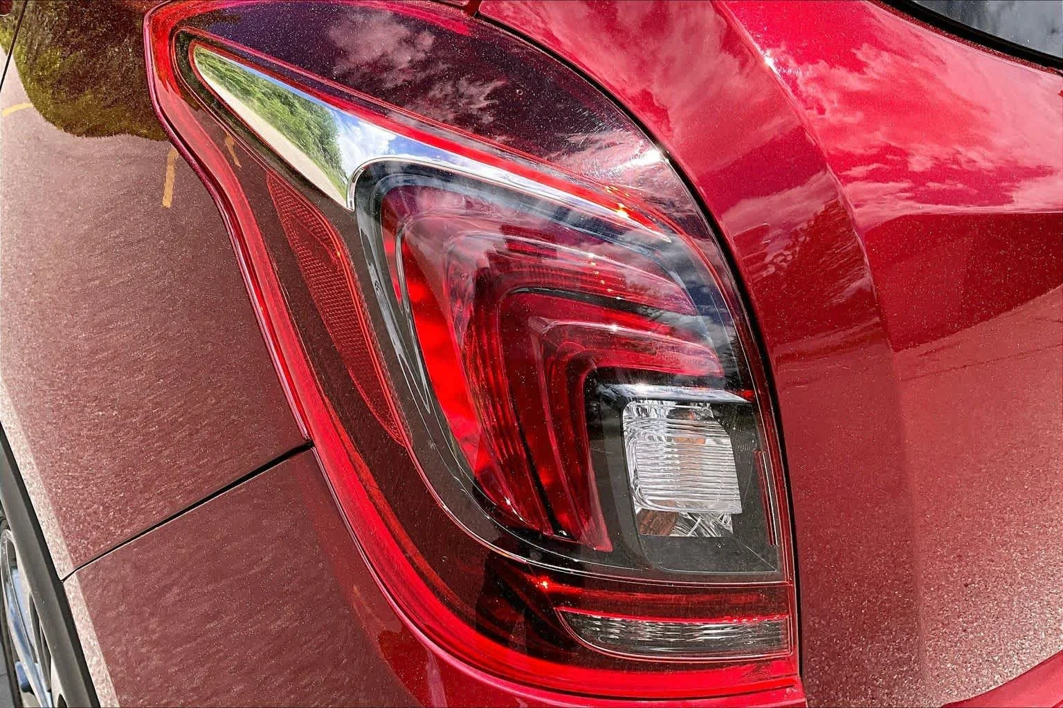 Used 2022 Cinnabar Metallic Buick Preferred image 28