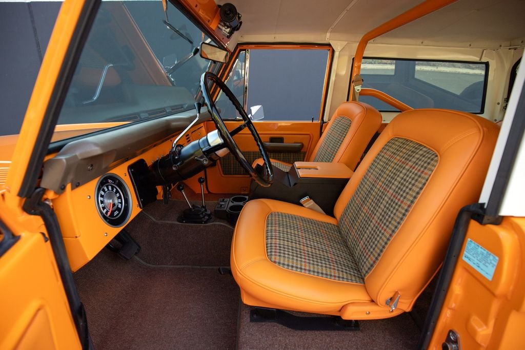 Used 1974 Orange Ford Ranger image 16