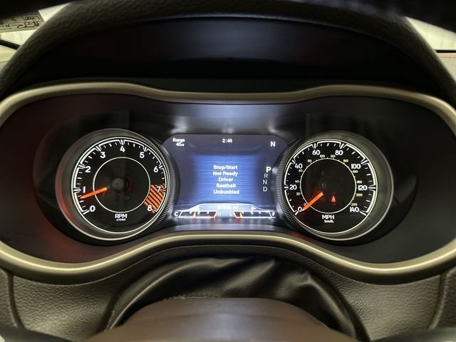 Used 2015 Red Jeep Trailhawk image 12