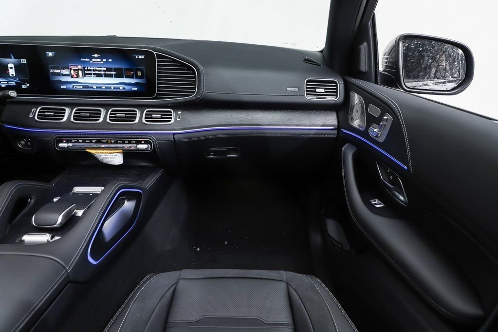 New 2026 MANUFAKTUR Mystic Blue Metallic Mercedes-Benz AMG® GLE 53 4MATIC+ Coupe image 17