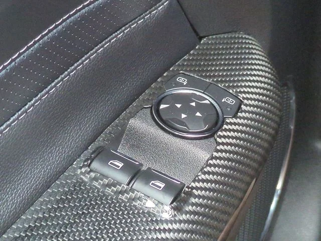 Used 2020 Orange Ford GT Premium image 22