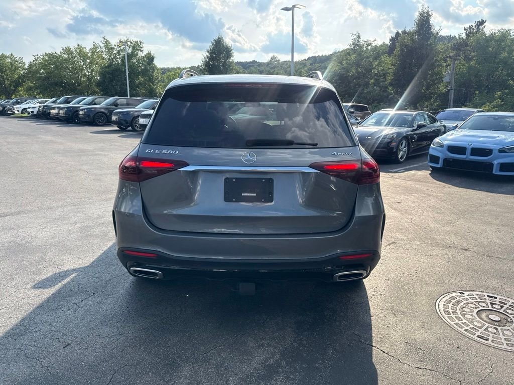 Used 2025 Selenite Gray Metallic Mercedes-Benz GLE 580 image 5