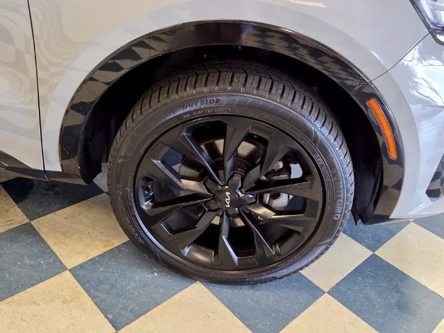 Used 2023 Gray Kia SX-Prestige image 9