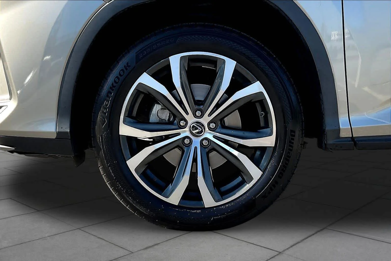 Used 2021 Atomic Silver Lexus  image 11