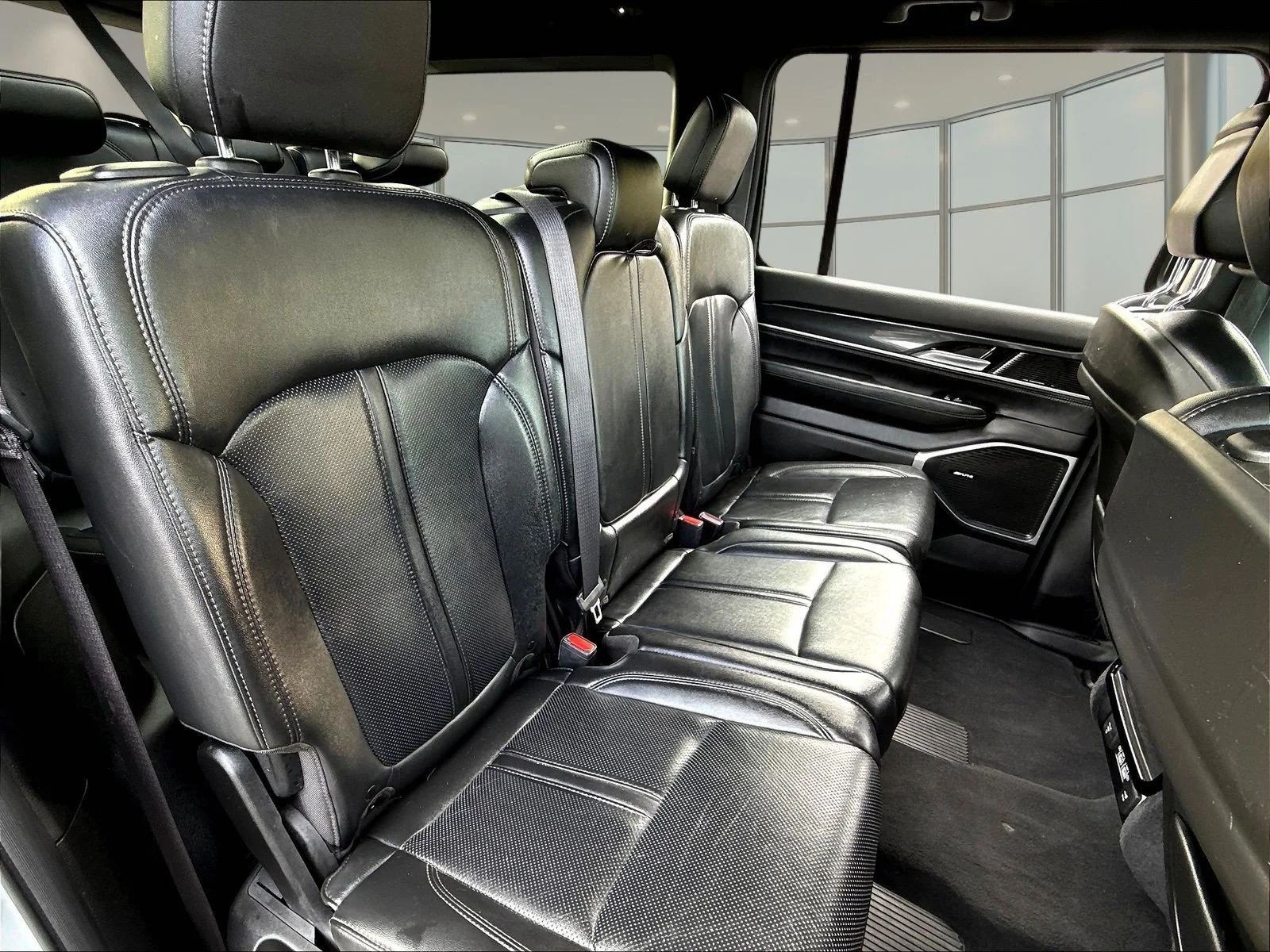 Used 2023 Bright White Clearcoat Jeep Base image 27