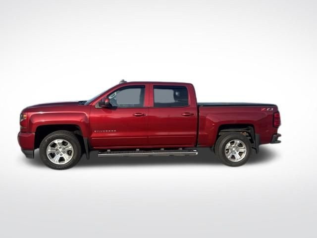 Used 2018 Red Chevrolet LT image 2