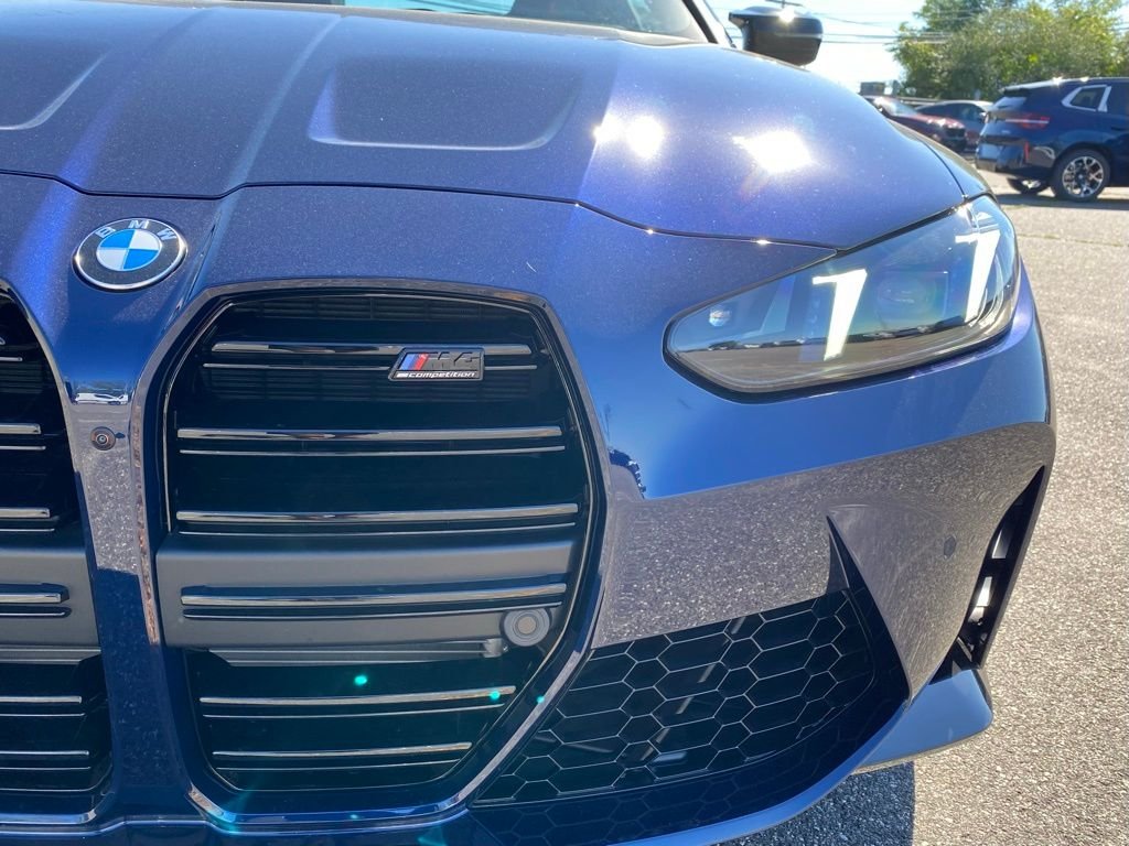 New 2026 Tanzanite Blue II Metallic BMW Competition image 3