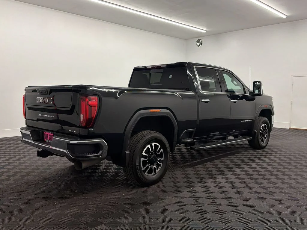 Used 2020 Onyx Black GMC SLT image 9