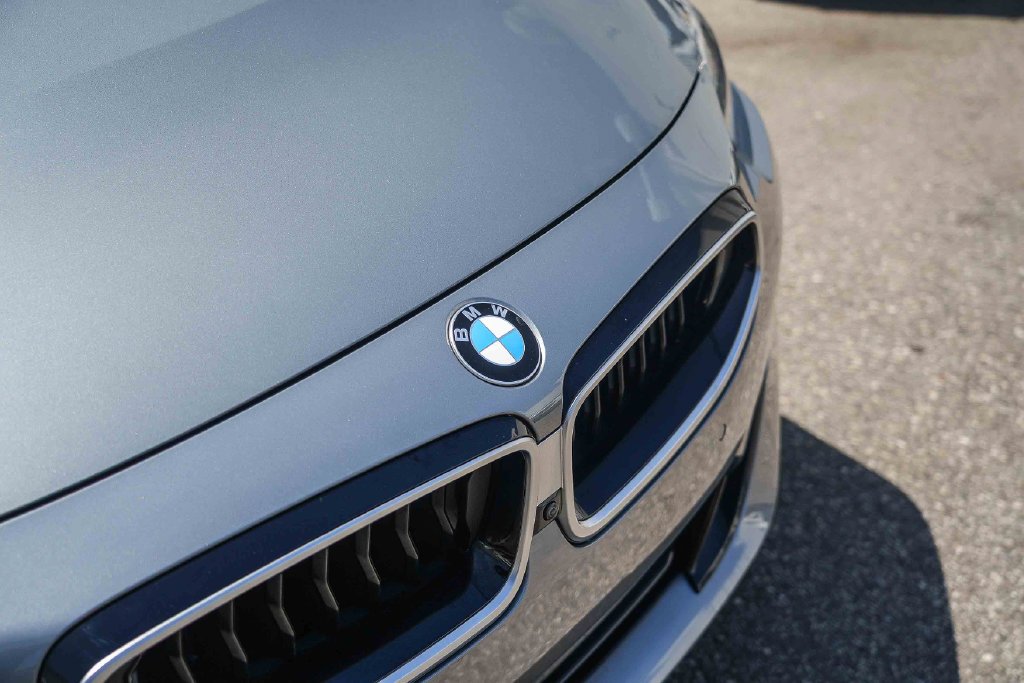 2025 BMW 2 Series photo 3