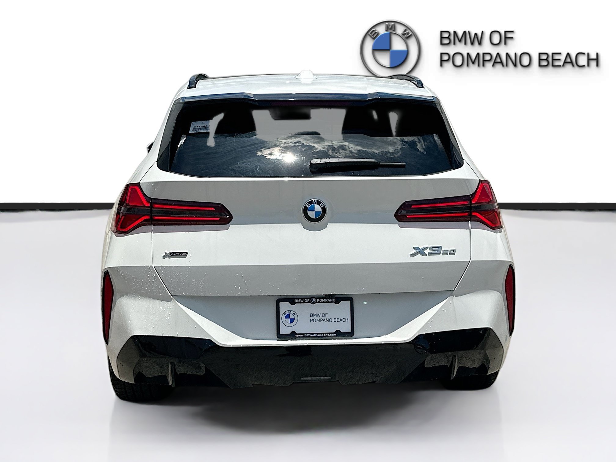 New 2026 Alpine White BMW 30 xDrive image 5