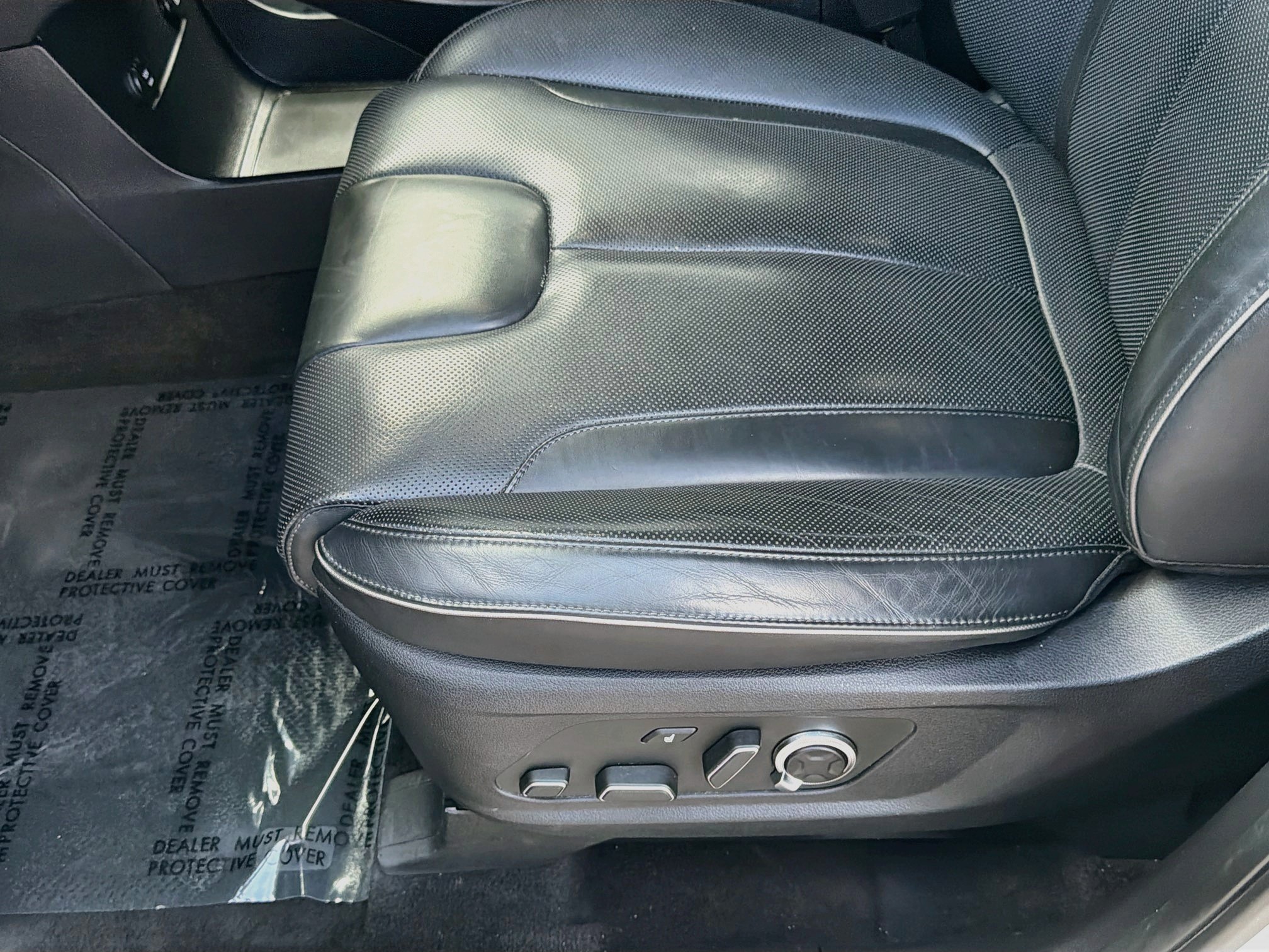 Certified Used 2023 Typhoon Silver Hyundai Calligraphy image 15
