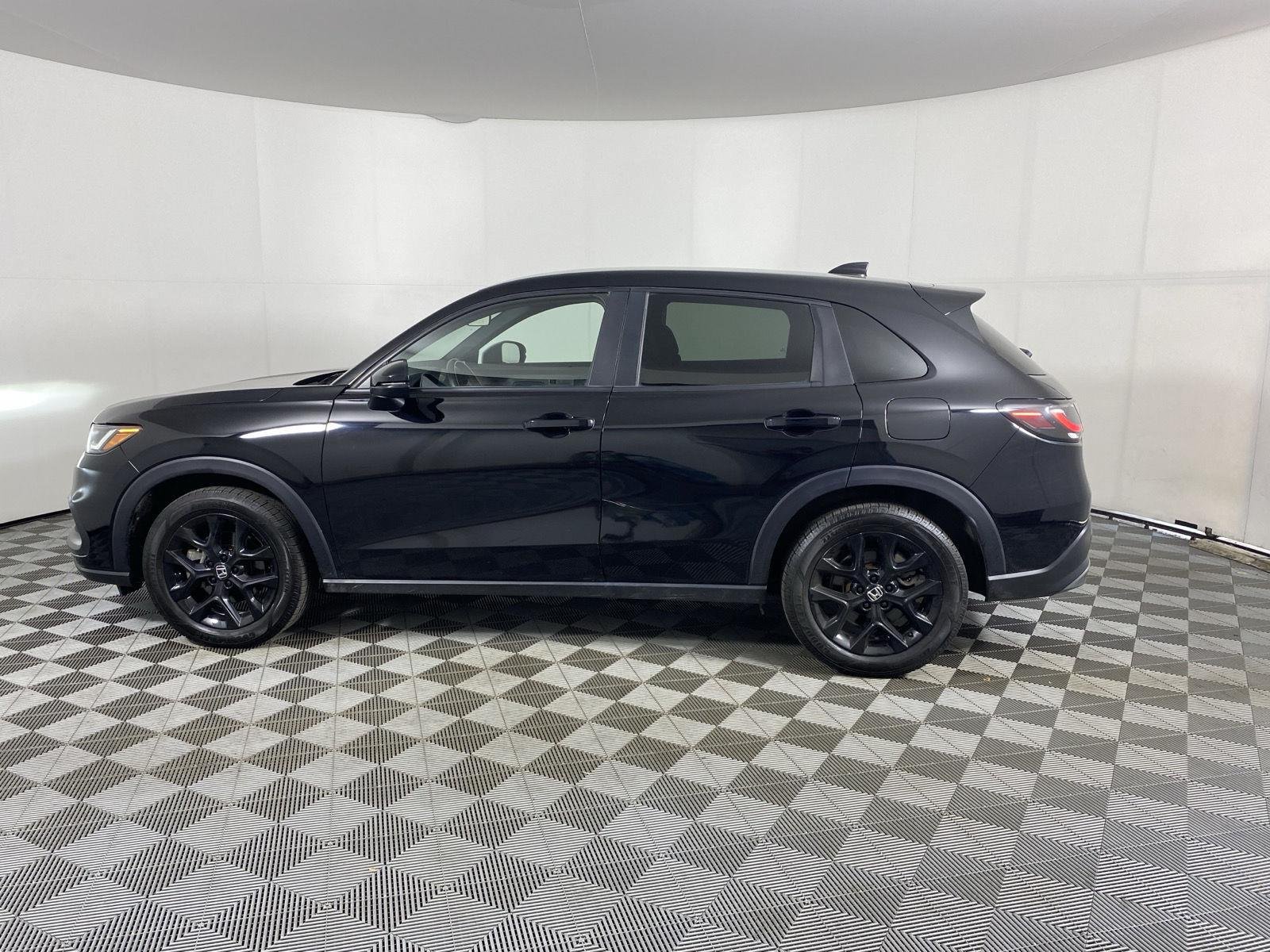 Used 2025 Crystal Black Pearl Honda Sport image 4