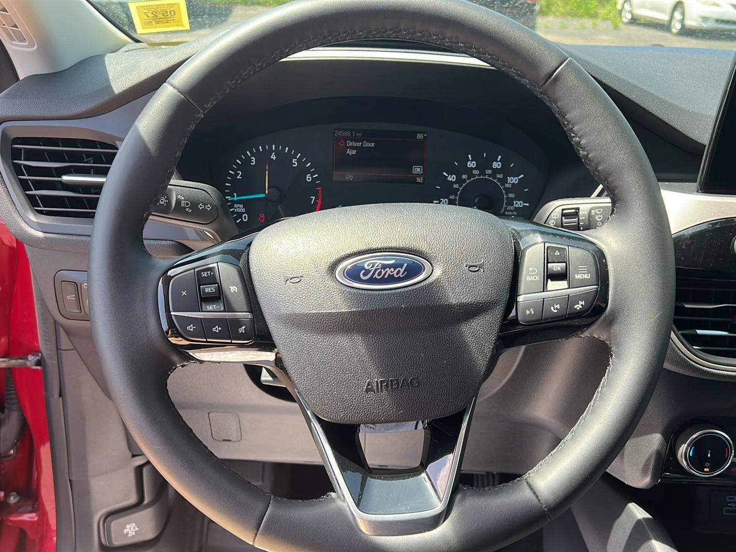 Used 2022 Rapid Red Metallic Tinted Clearcoat Ford SE image 9
