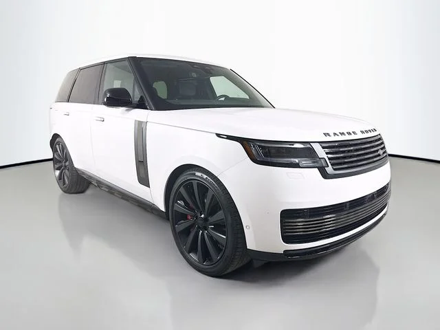 New 2026 Ostuni Pearl White Land Rover SV Signature Suite image 3