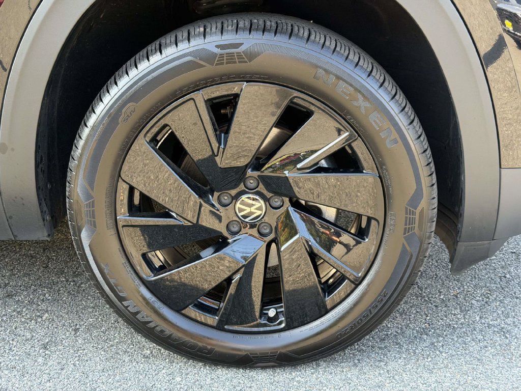 2026 Volkswagen Atlas SE w/Tech - Photo 8