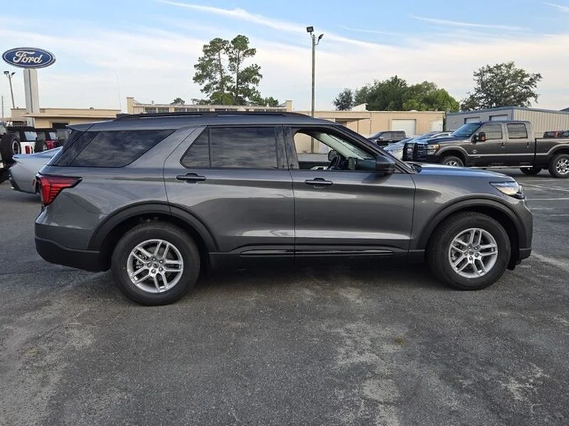New 2026 Carbonized Gray Metallic Ford Active image 14
