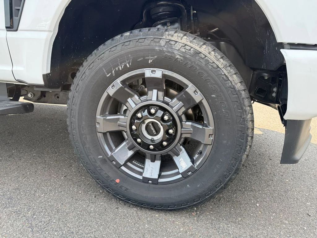 2026 Ford F-350 Super Duty XL - Photo 11