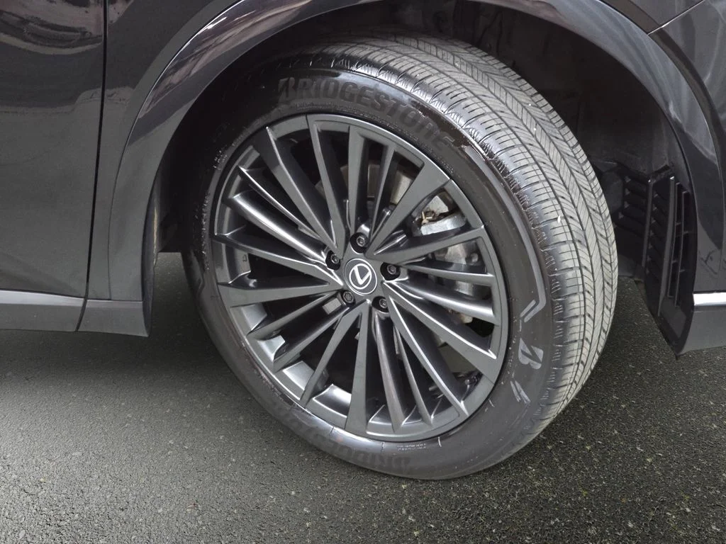 Used 2025 Black Lexus 350h Premium image 31