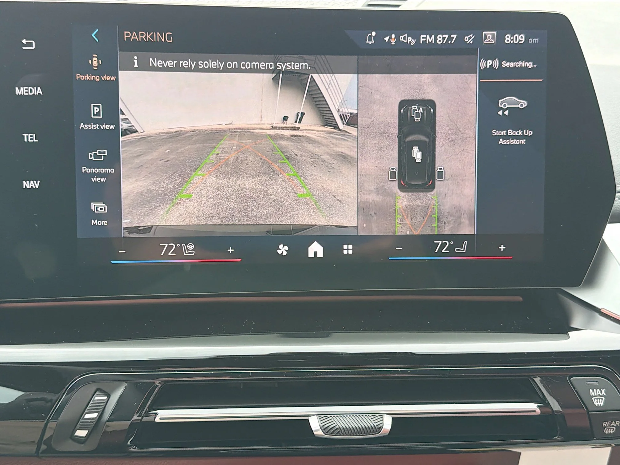 New 2026 Black Sapphire Metallic BMW xDrive28i image 33