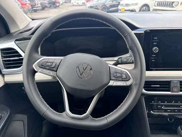 New 2026 Platinum Gray Metallic Volkswagen SE image 20