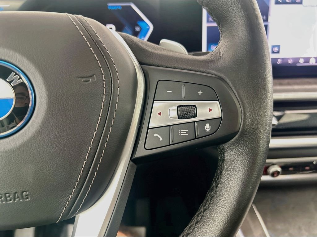 2026 BMW X5 50e - Photo 12