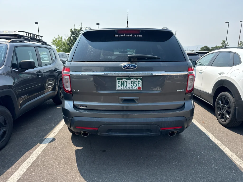 Used 2015 Magnetic Metallic Ford XLT image 5