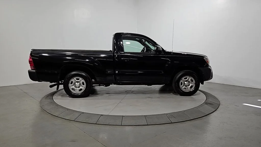 Used 2013 Black Toyota Base image 7