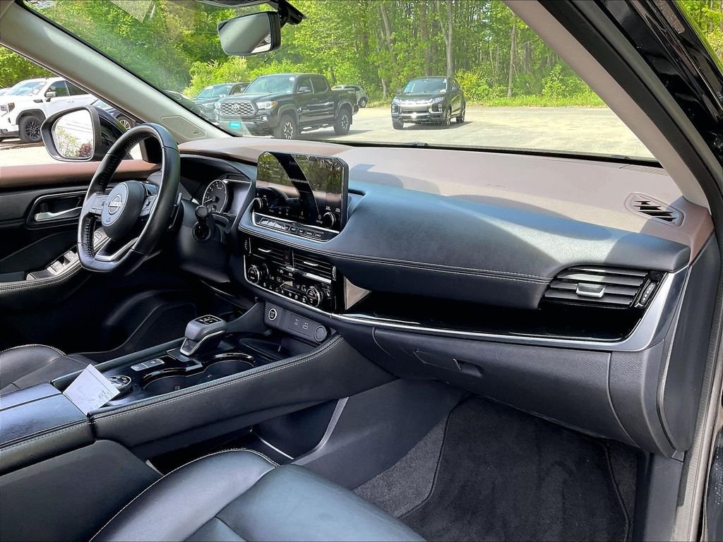 Certified Used 2022 Black Nissan SL image 14