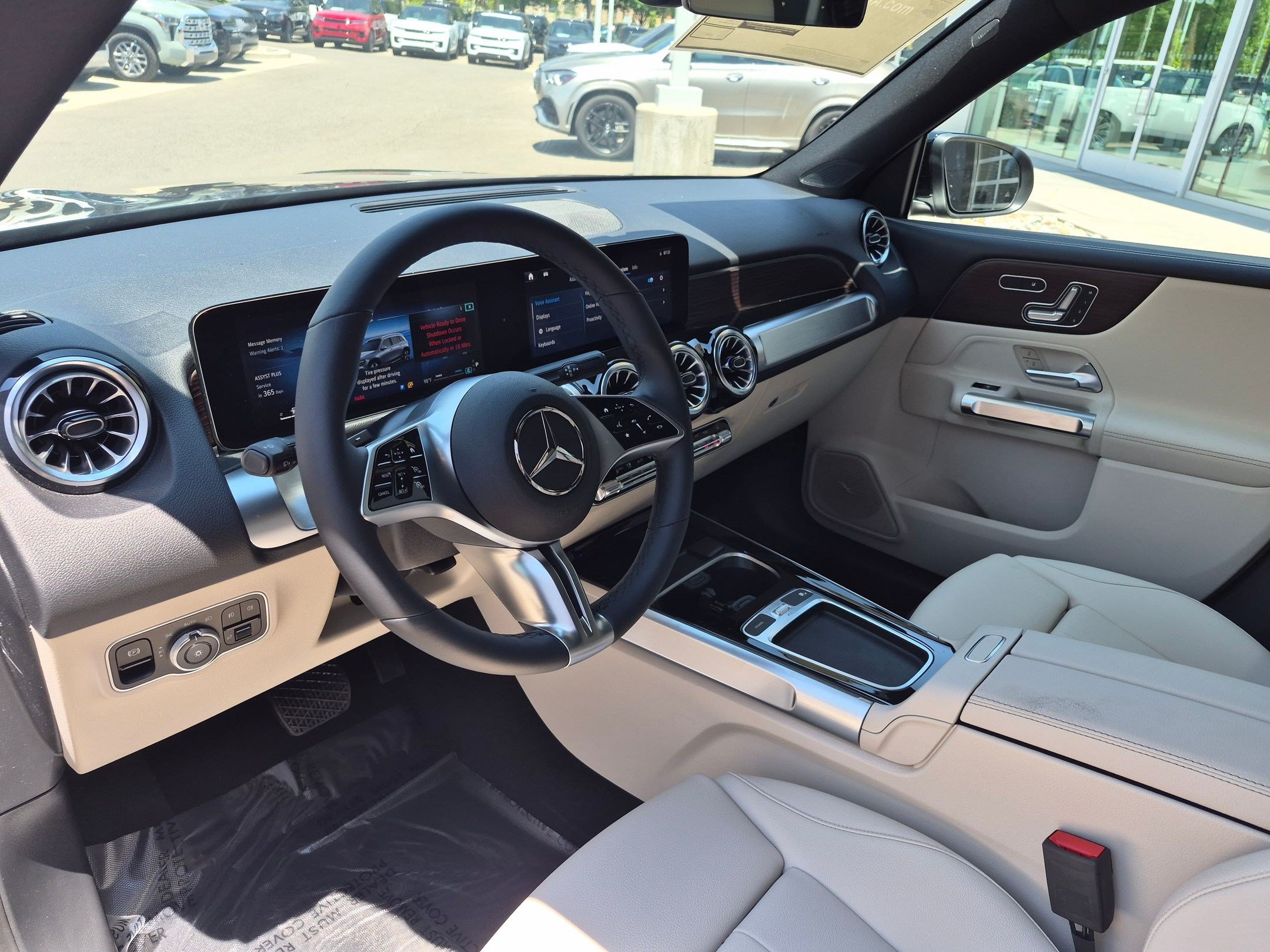 New 2026 Night Black Mercedes-Benz GLB 250 image 12