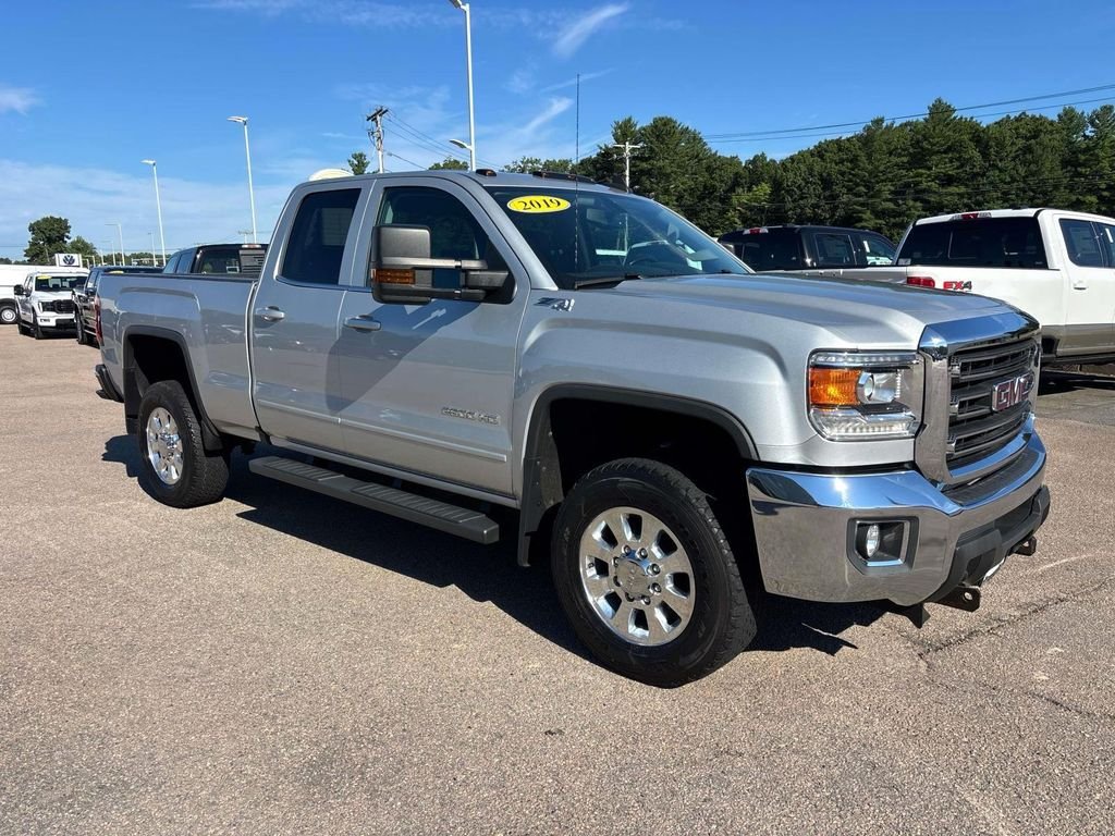 Used 2019 Silver GMC SLE image 1